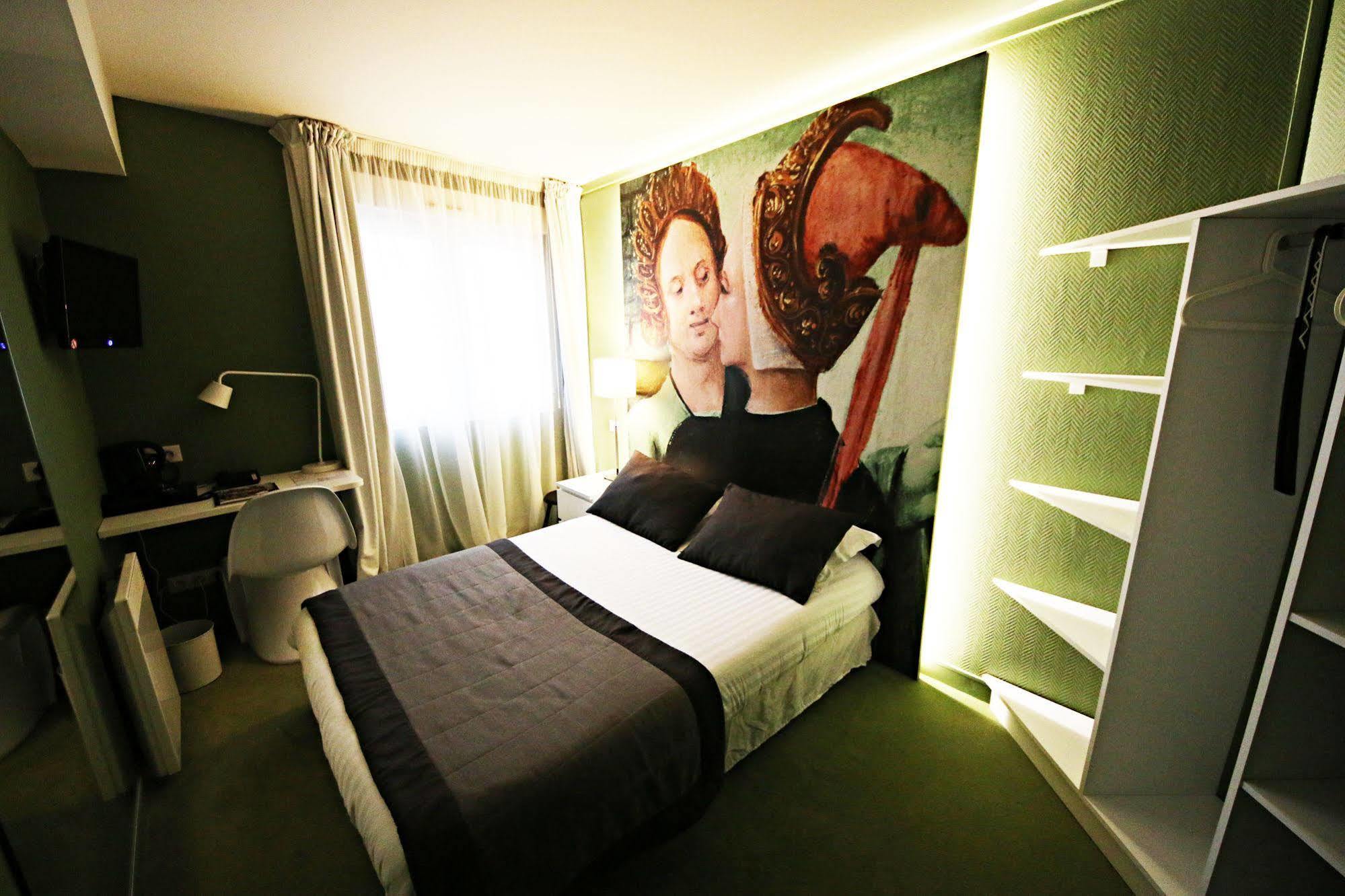 Hotel Cecyl Reims Centre Екстер'єр фото