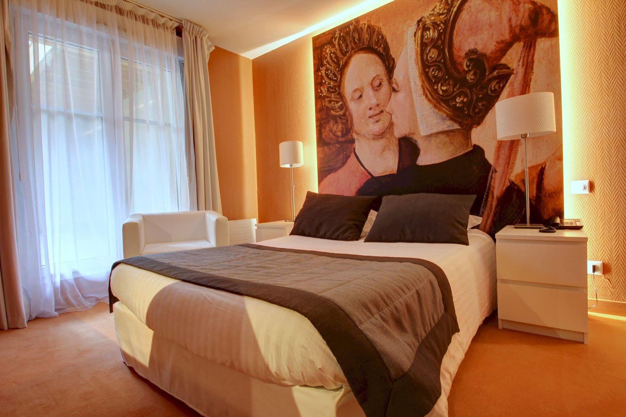 Hotel Cecyl Reims Centre Екстер'єр фото