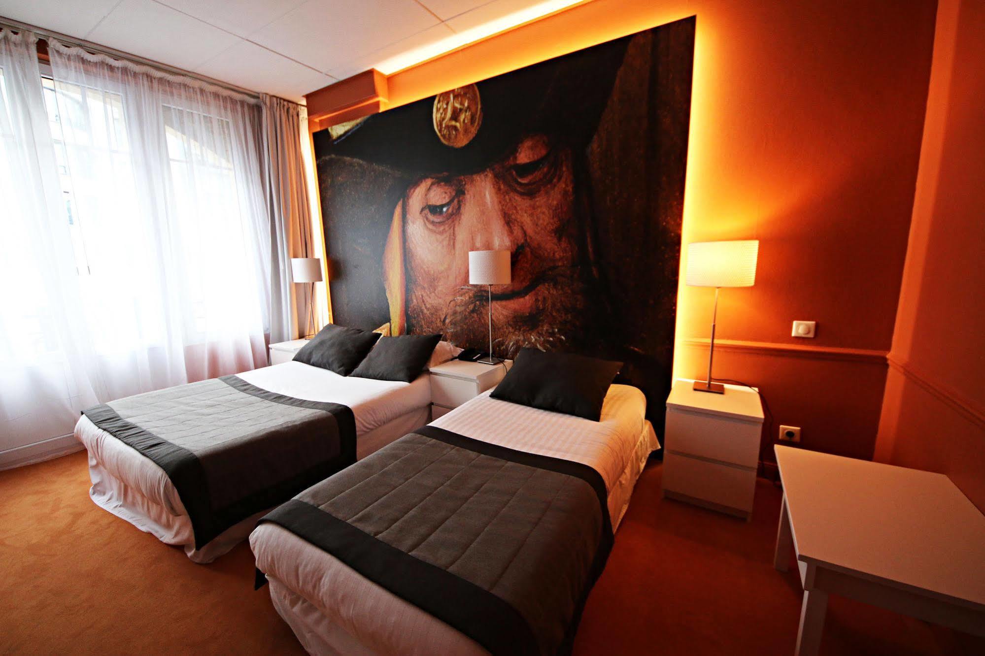 Hotel Cecyl Reims Centre Екстер'єр фото